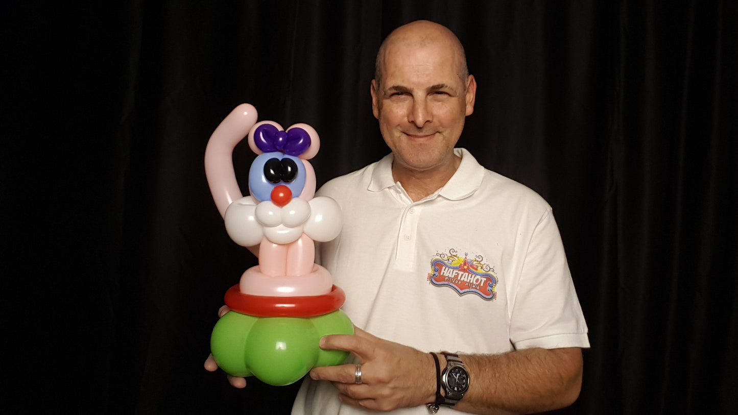 ANIMAL CENTERPIECES 1